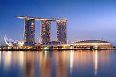 220px-Marina_Bay_Sands_in_the_evening_-_20101120