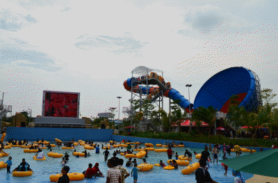 WaterWorld1-Opening Day