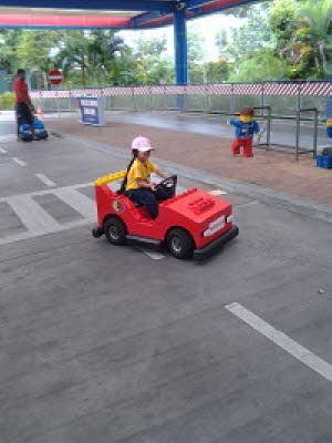 legoland car 2